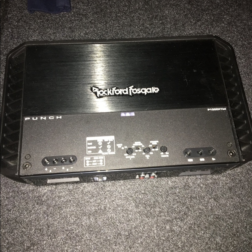 Rockford fosgate Amp